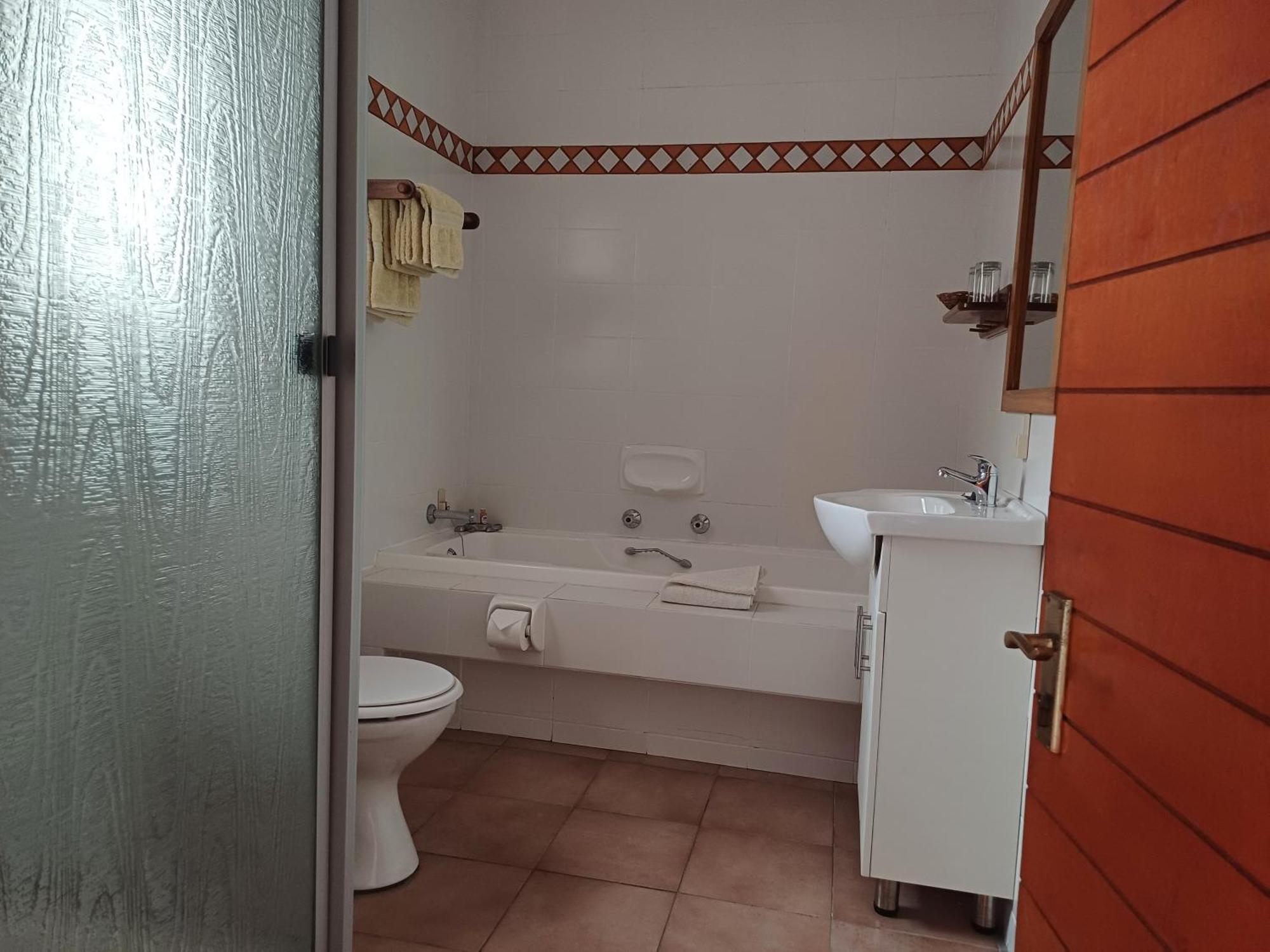 Melkhoutkloof Guest House Outeniqua Strand Стая снимка